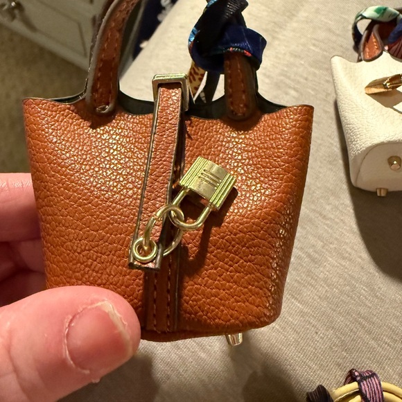 Set of 4 Mini Designer Inspired Bags - White/Br, Brown, Yellow & Caramel Python - Picture 5 of 13